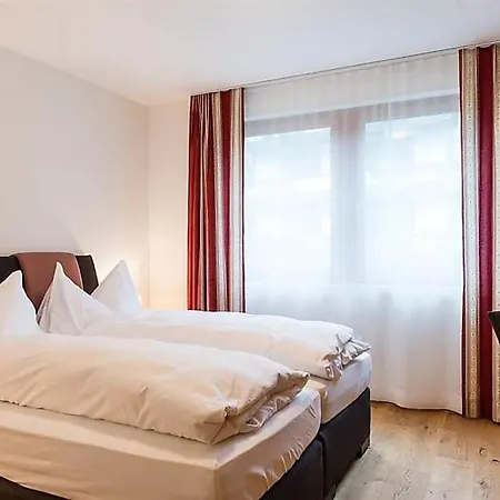 Sleeps 6 Wifi *